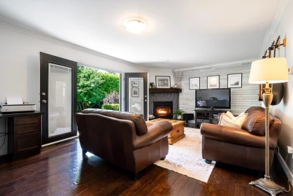 Powder Room Photo of 1429 133a Street, Surrey, BC