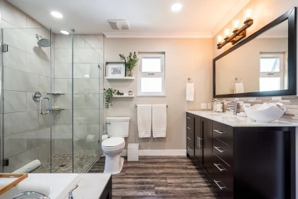Primary Bathroom Photo of 1429 133a Street, Surrey, BC