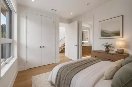 Hallway Photo of 1202 Duchess Avenue, West Vancouver, BC