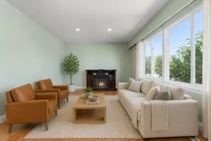 Breakfast Nook Photo of 46396 Strathcona Road, Chilliwack, BC