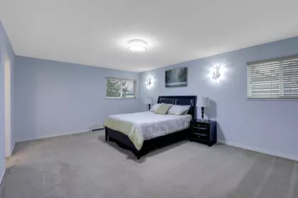 Hallway Photo of 6125 132a Street, Surrey, BC