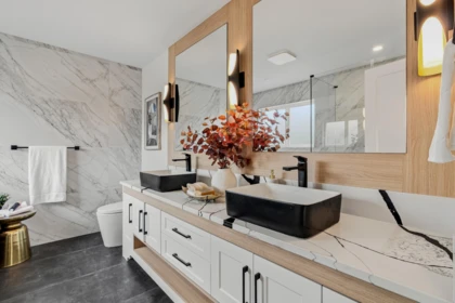 Entry Foyer Photo of 13614 230a Street, Maple Ridge, BC