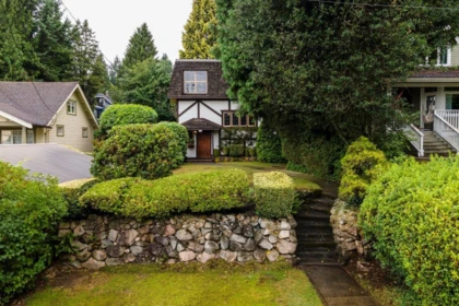 292 E St. James Road, North Vancouver, BC, North Vancouver — Single Family Residence for sale