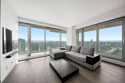 3801 1480 Howe Street, Vancouver, BC, Vancouver — Apartment/Condo for sale