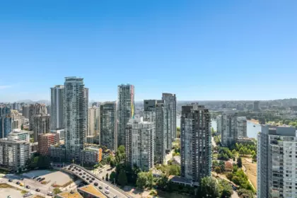 Swimming Pool Photo of 3801 1480 Howe Street, Vancouver, BC