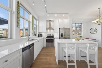 Breakfast Nook Photo of 27 16260 23a Avenue, Surrey, BC