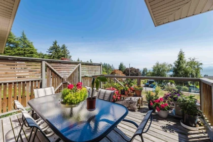 Garden / Landscaping Photo of 6505 Meier Road, Sechelt, BC