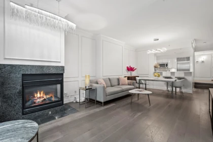 Kitchen Island Photo of 493 Broughton Street, Vancouver, BC