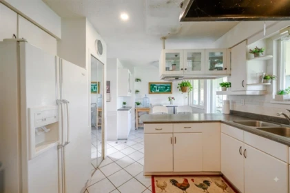 Breakfast Nook Photo of 13945 116 Avenue, Surrey, BC