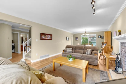 Dining Area Photo of 15929 88a Avenue, Surrey, BC