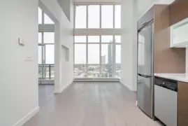 2501 10777 University Drive, Surrey, BC