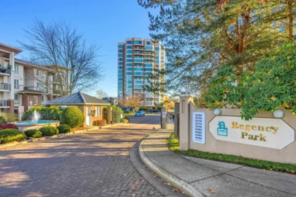 701 3190 Gladwin Road, Abbotsford, BC, Abbotsford — Apartment/Condo for sale