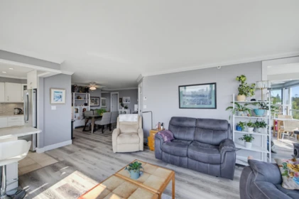 Primary Bedroom Photo of 701 3190 Gladwin Road, Abbotsford, BC