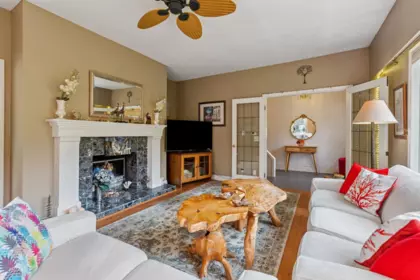 Pantry Photo of 5607 Eagle Harbour Road, West Vancouver, BC