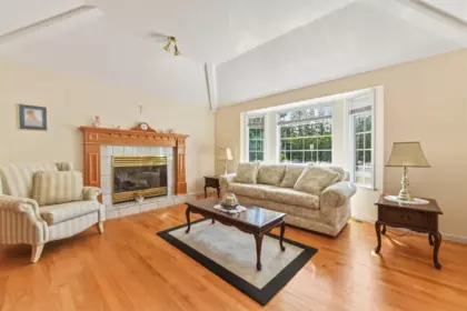 Dining Area Photo of 14877 24th Avenue, Surrey, BC