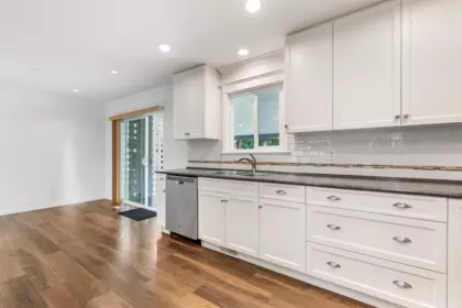 Primary Bedroom Photo of 2170 Wildwood Street, Abbotsford, BC