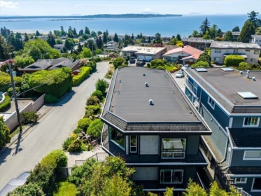 1087 Finlay Street, White Rock, BC, White Rock — Single Family Residence for sale