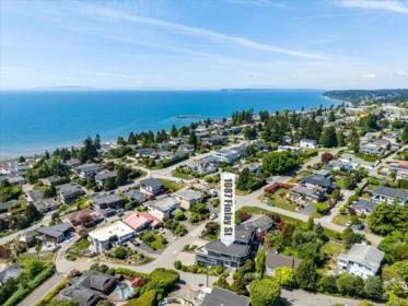 1087 Finlay Street, White Rock, BC, White Rock — Single Family Residence for sale