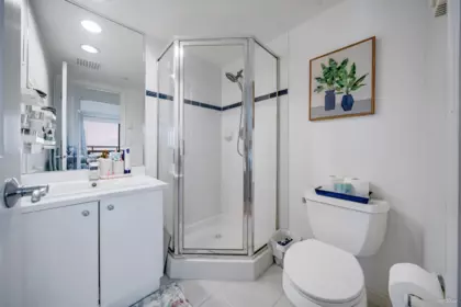 Guest Bathroom Photo of 1801 6611 Southoaks Crescent, Burnaby, BC