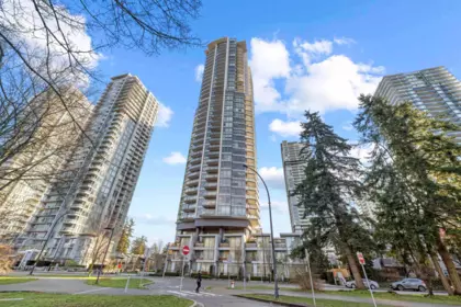 3705 4900 Lennox Lane, Burnaby, BC, Burnaby — Apartment/Condo for sale