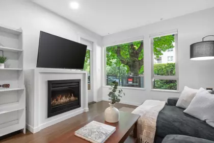 113 119 W 22nd Street, North Vancouver, BC, North vancouver — Apartment/Condo for sale