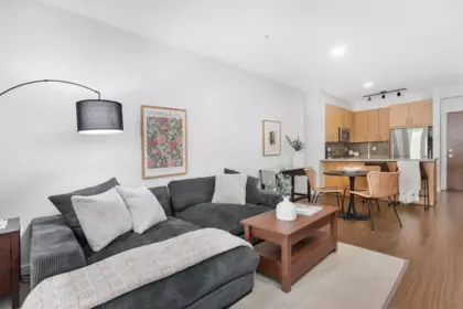 113 119 W 22nd Street, North Vancouver, BC, North vancouver — Apartment/Condo for sale