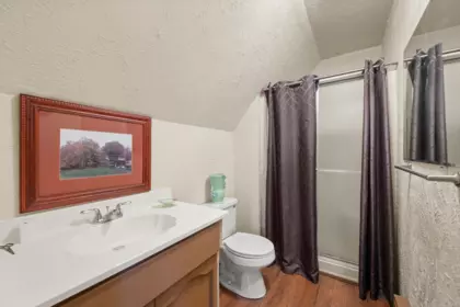Entry Foyer Photo of 2122 Everett Street, Abbotsford, BC