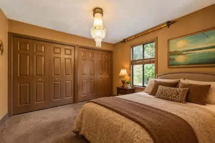 Powder Room Photo of 2122 Everett Street, Abbotsford, BC