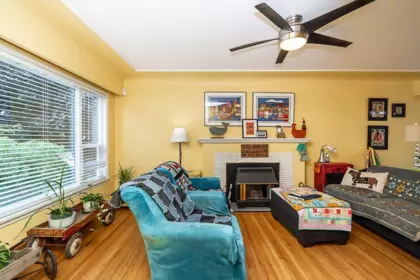 Family Room Photo of 11740 Carshill Street, Maple Ridge, BC