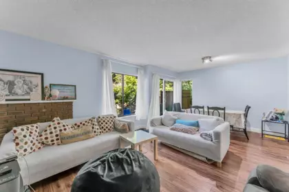 Breakfast Nook Photo of 518 10620 150 Street, Surrey, BC