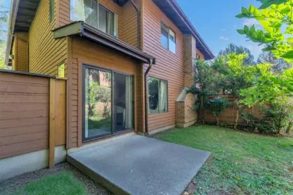 Entry Foyer Photo of 518 10620 150 Street, Surrey, BC
