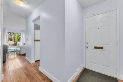 Mudroom Photo of 518 10620 150 Street, Surrey, BC