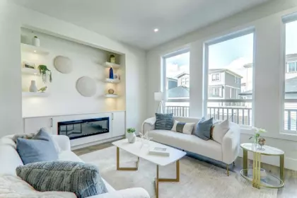 Entry Foyer Photo of 20657 76 Avenue, Langley, BC