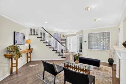 Dining Area Photo of 18737 65 Avenue, Surrey, BC