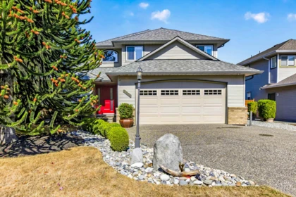 18737 65 Avenue, Surrey, BC, Surrey — Single Family Residence for sale