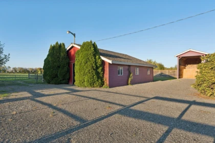 Swimming Pool Photo of 5331 34b Avenue, Delta, BC