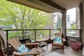 205 1535 Chesterfield Avenue, North Vancouver, BC