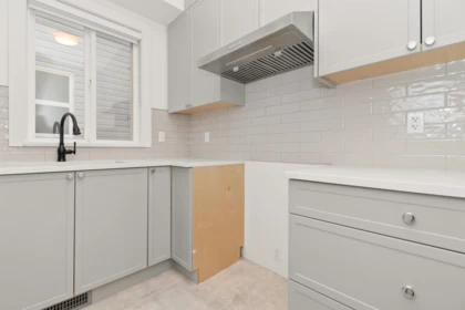 Guest Bathroom Photo of 7139 Elwood Drive, Chilliwack, BC