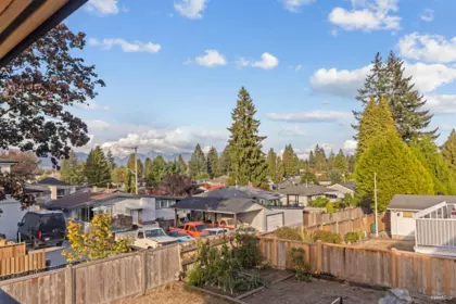 Kitchen Photo of 1599 Eden Avenue, Coquitlam, BC