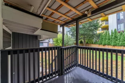Staircase Photo of 2558 Lakeview Crescent, Abbotsford, BC