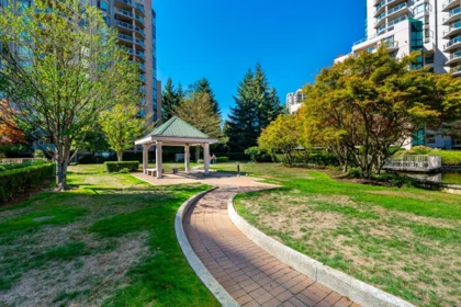 Hallway Photo of 1002 1190 Pipeline Road, Coquitlam, BC