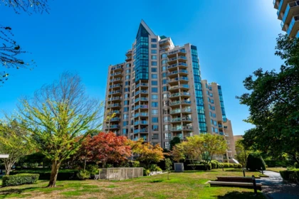 Swimming Pool Photo of 1002 1190 Pipeline Road, Coquitlam, BC