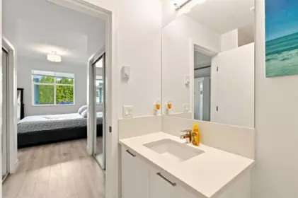 Entry Foyer Photo of 411 828 Gauthier Avenue, Coquitlam, BC