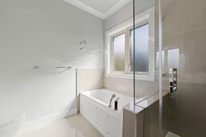 Mudroom Photo of 1 651 W 14th Street, North Vancouver, BC