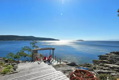 5350 Susan Way, Halfmoon Bay, BC, Halfmoon bay — Single Family Residence for sale