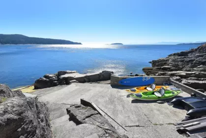 5350 Susan Way, Halfmoon Bay, BC, Halfmoon bay — Single Family Residence for sale