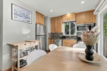 202 2101 Castle Drive, Whistler, BC, Whistler — Townhouse for sale