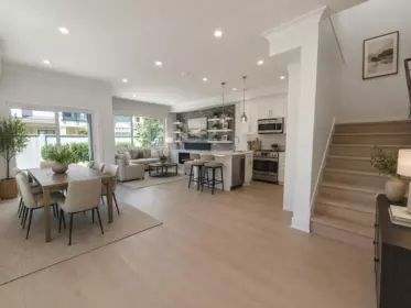 102 8233 Williams Road, Richmond, BC, Richmond — Townhouse for sale