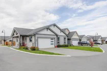 27 6211 Chilliwack River Road, Chilliwack, BC, Chilliwack — Single Family Residence for sale