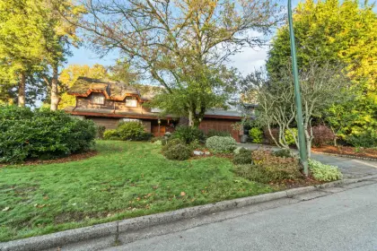 4102 Yuculta Crescent, Vancouver, BC, Vancouver — Single Family Residence for sale